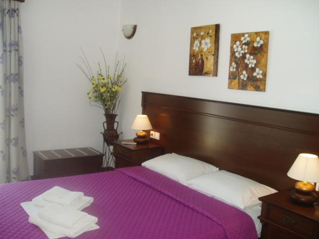 Rita'S Place Hotel Chora  Bagian luar foto